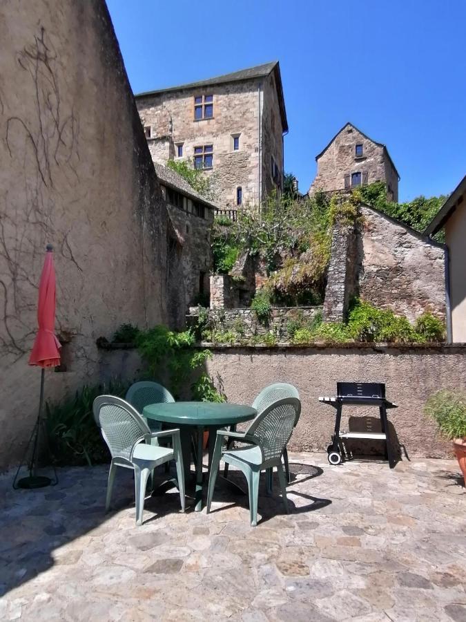 11 Rue Basse Najac Villa Екстериор снимка