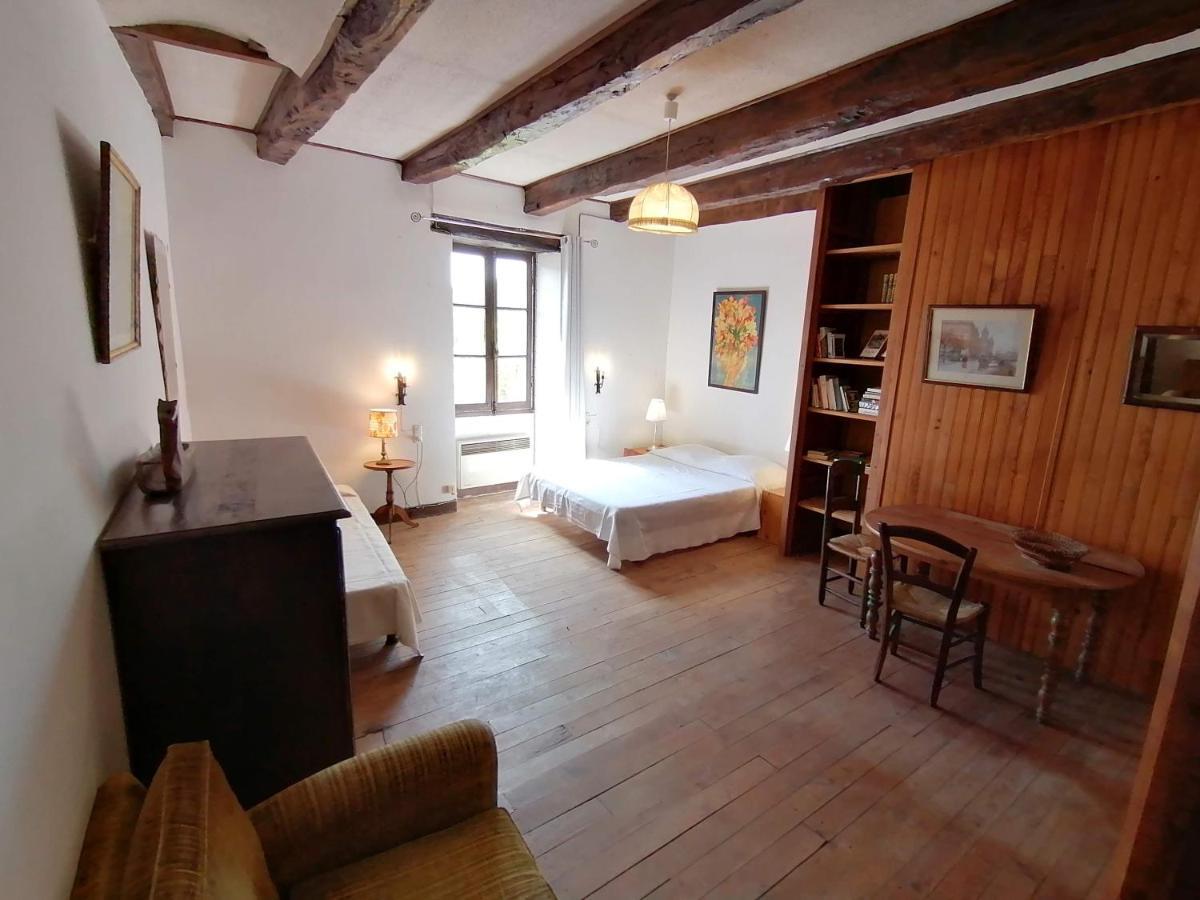 11 Rue Basse Najac Villa Екстериор снимка